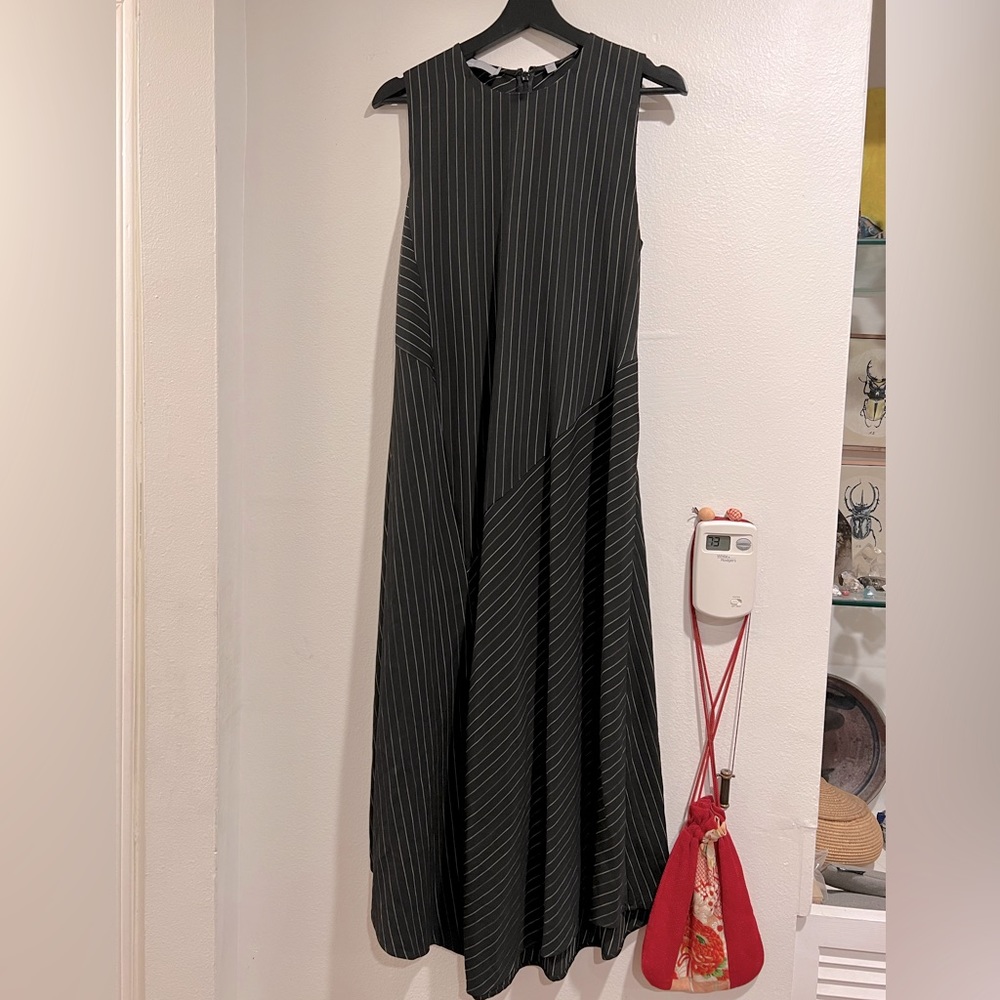 Vince sleeveless dress dark brown with pinstripes size 8